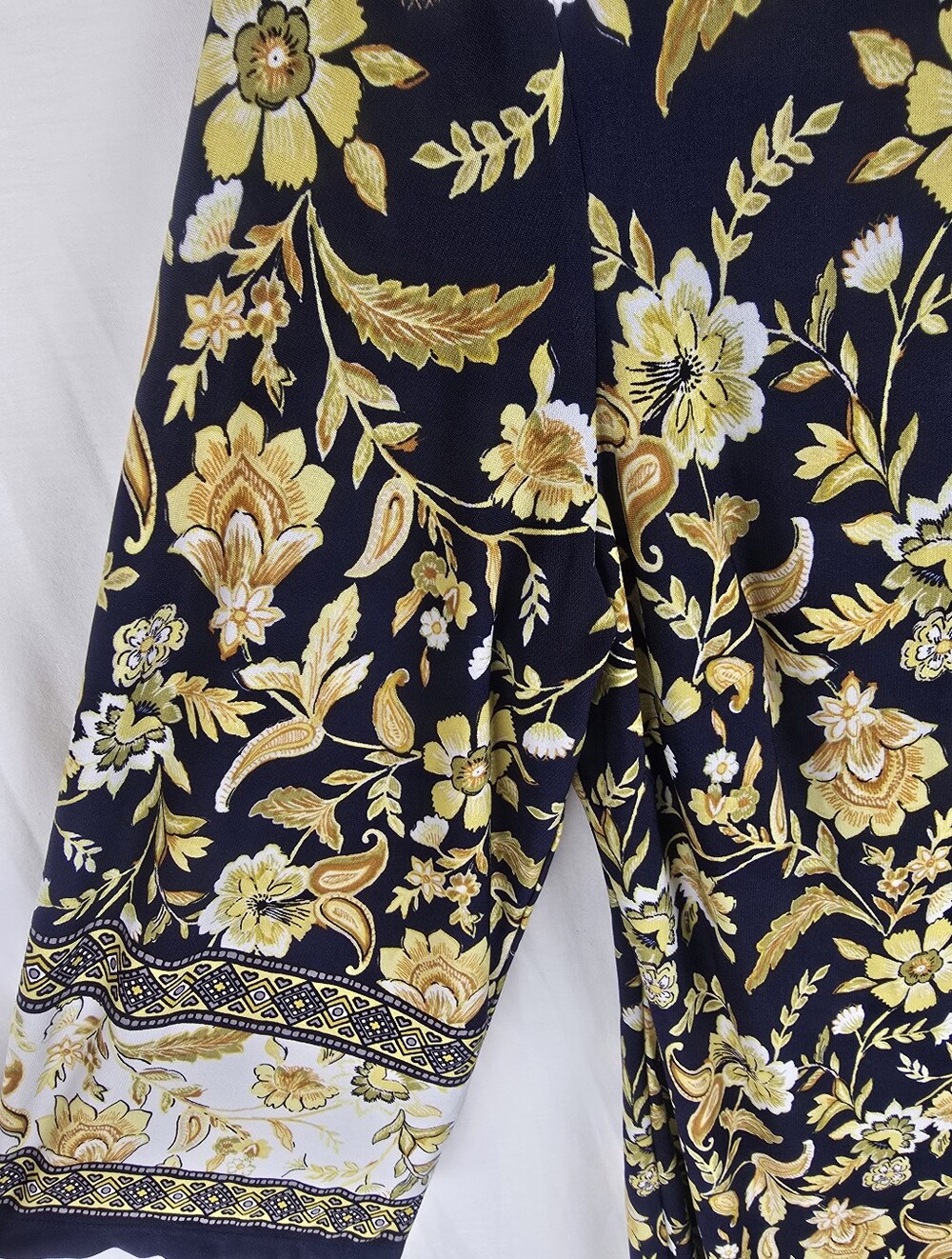Enfocus Studio Navy and Yellow Floral Border-Print Long Sleeve Dress Sz 12 - Picture 3 of 7
